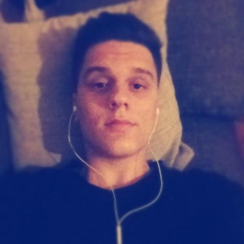 Selam (-_-)