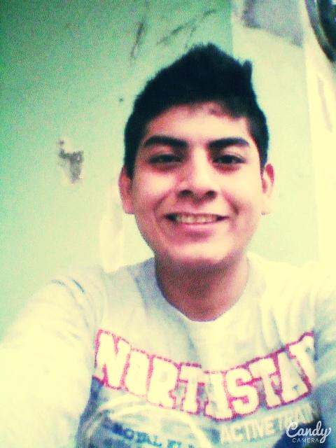 Soy un chavo normal como todos, pero para mi hermosa novia @Sheily_Valiers soy unico e incomparable. Yo a ella la mega Amodoro y siempre sera el amor de mi vida