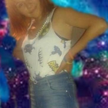 KiaraDianela's profile picture. Todo lo que amo en una palabra: tú.