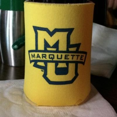 Chicago native. Irish. God. Marquette. Lover of all things Chicago and Irish! Orthopedic Physical Therapist