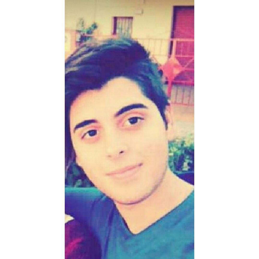 UnIsaacSuelto's profile picture. 20 años Un soñador más