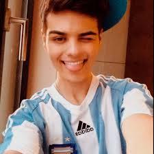 abraham mateo, pizza musica, saxofon  SONRRIELE A LA VIDA..