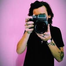@Harry_Styles follow me
