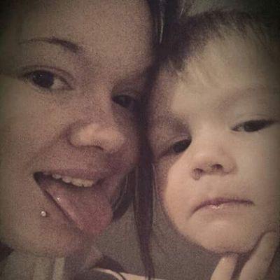 Est. 6/8/1994 Mommy of two, happily taken since 2011.  Die hard florida state fan.