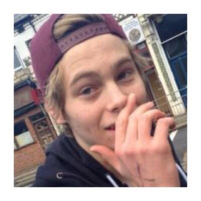 everytime i type like it autocorrects to luke that right there is the sign of an issue