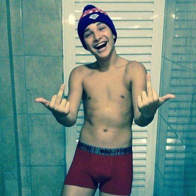 fan do gordo mais lindo ♡  bundudo perfeito  guilherme oficializou dia: 8 de fevereiro as 5:27 da tarde ♥ natalice aki e o mc gui um beijo no seu coração