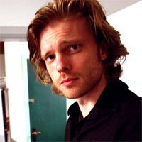 Musician, producer and developer chasing his inner dreams with a sword made of pure love