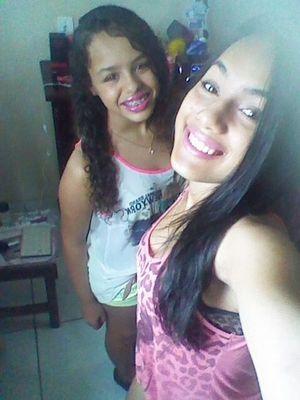 ♡ Gabriela Mendes ♡
- 11 anos 
- Mineira 
- Amo ler, amo a vida , amo minha familia,amo musica ... Amo Amar !
...
  Love