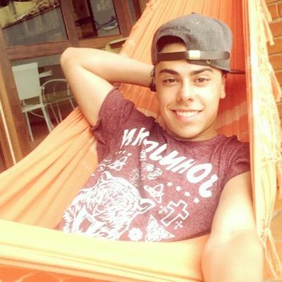 Seja leve e releve! 
Insta e snap: tavinho_ck