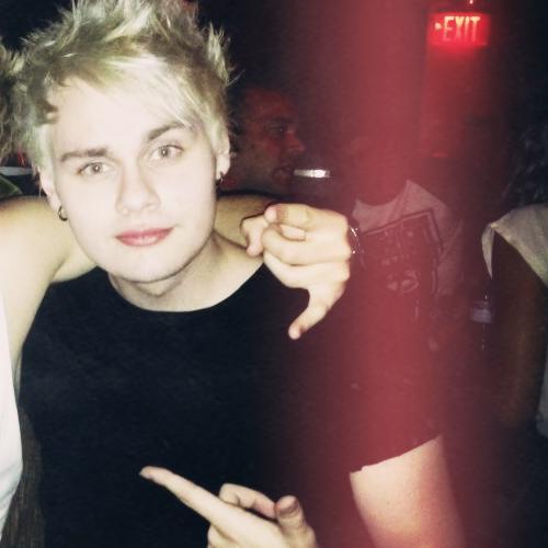 you are my getaway you are my favorite place we put the world away yeah we're so disconnected - lukey