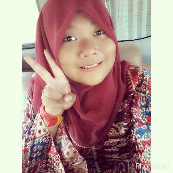 Nina Meliana Putri• Krw• May7,99• 15♥ • Love Allah SWT.Laff MyFam. ♥MyCat,Mrs.Norris.¤☺