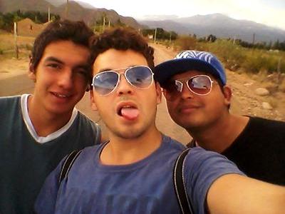 DjAravena's profile picture. cantante de una banda de cumbia...
y dj en una discou