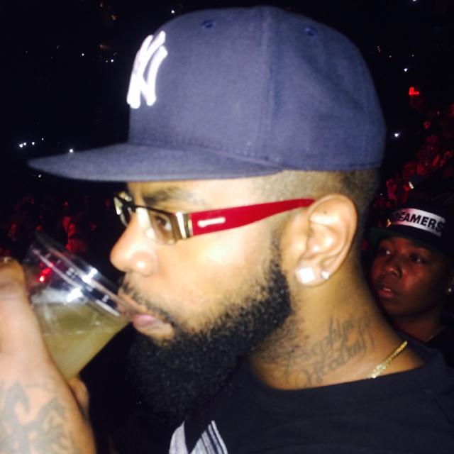 StoneCity_A_Y's profile picture. Looked for love in all the wrong places.. Stopped looking n found it within myself Calm, Cool, Collect Life is great  #Blessed #StoneCity  #Aries