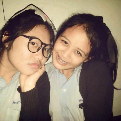 Phichayamon Pateetin. 
ID line : phichayamon
IG : phichayamon_php