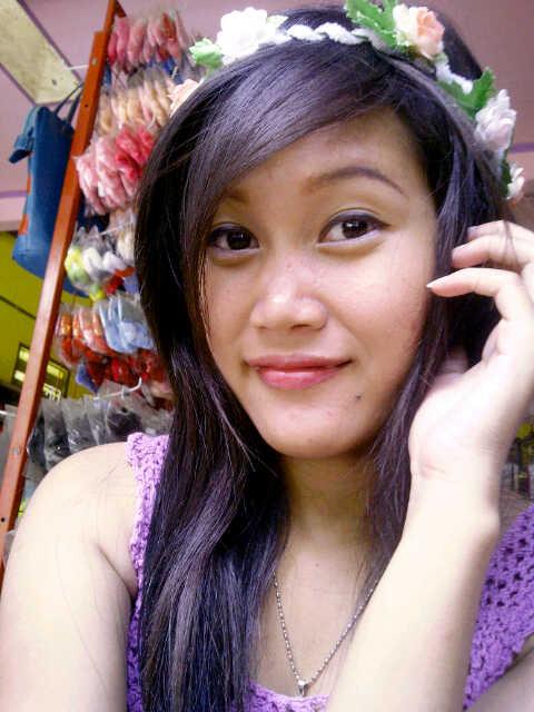 nania_yunia's profile picture. Follow me ☺ .. Follback ☺