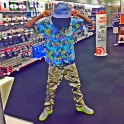 CMIVCam's profile picture. fuck all trust none#ItsAllAboutDaGlo