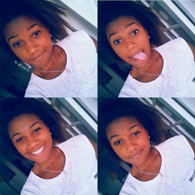 Je ne mords pas Suis-moi ! Voici mon compte Instagram : mariwenn_x abonne toi.