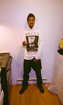 Free My Guyz Out Dat Jam Man #FreeDavone And #TopShottaSmackem Out Here Finnessing Tryna Touch A Ticket!!! #300Gang #Gdk die