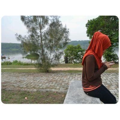 NellaJunaSari's profile picture. 