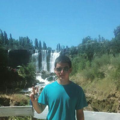 hanss_24's profile picture. joven simpático, técnico en mecánica automotriz y autotronica, cosa q me apasiona. Me gusta escuchar música mesclada. y el deporte.