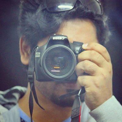 ‏ياهلا و مرحبا بيكم تعمل رتويت مره اعملك مرتين تعمل مرتين اعملك اربع و اتشرف فيكم
