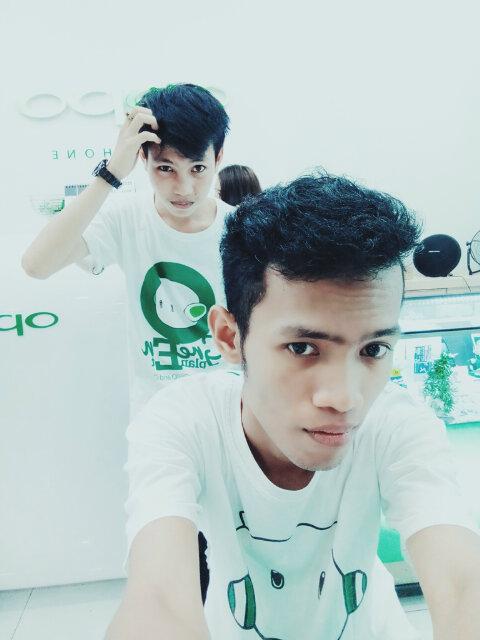 ig: rizkyasmaraa twitt: rizkyketeng pin : 2A58F26A Line : rizkyketeng