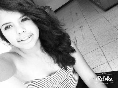Hola!:'3 Jejeje Soy Dannii Espero hacer una amistosa amistad x3 y ser buenos amigos :P