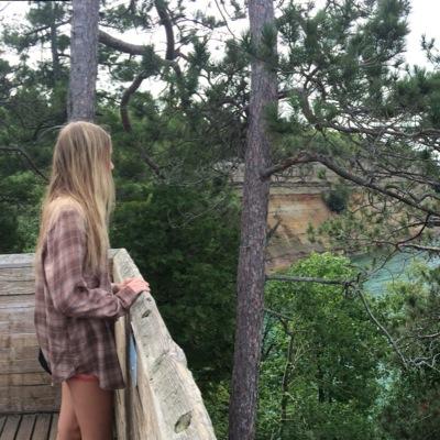 swurlzz's profile picture. hi