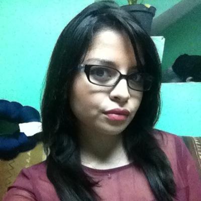 Psicóloga por elección, dramatica por vocación. amante de la vida, la danza, los postres y el amor! Baby packer