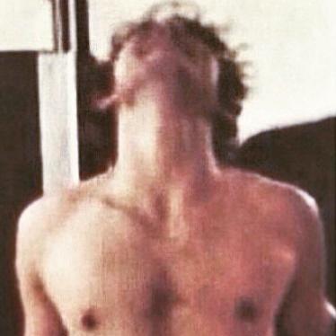 free follow from @smiling_mashton hopefully you reach your goal ♡