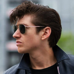 ourindie's profile picture. Amo música, pizza e praia. Necessariamente nesta ordem.