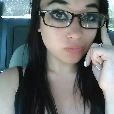 I love some 1 who doesn't love me...