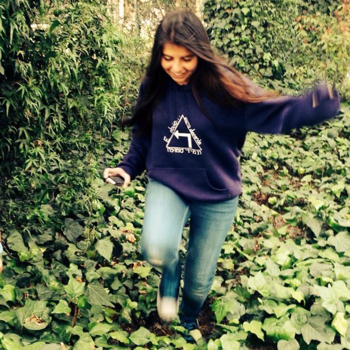 LeSarule's profile picture. Shomeret, estudiante y soñadora de que algún día logre cambiar al mundo.