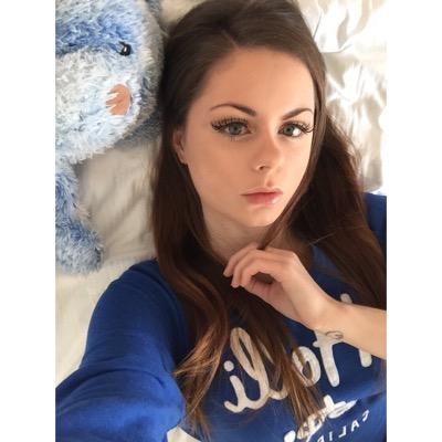 supporting @SueRoseOfficial
she's my angel! youtuber for life