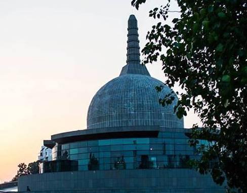 Patna is the largest town and headquarters of Patna district, Patna division and Bihar state.       http://t.co/kXMRgUWsAa