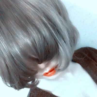 佐藤 昨日 顔とうなじの脱毛してきたけど うなじ痛すぎてもうやんなっちゃった ジョリジョリ するし くうちゃんの結婚式があるのに くそー