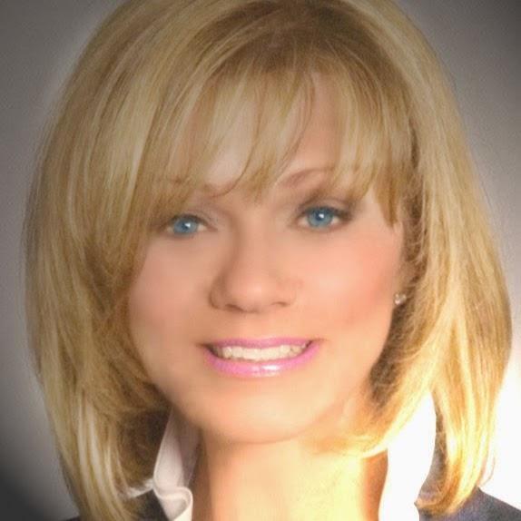 Social Media Marketer, dog lover, good listener, Social Consciousness, Self-confident.