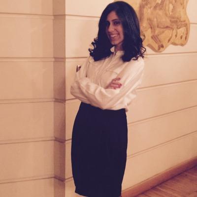اولا انا مصرية مسيحية ثانياً i follow back ثالثاً ان كنت ناوى تعمل فولو عشان اعمل فولو باك و بعد كدة تعمل انفولو يبقى مالهاش لزمة من اصلو.       Ratweet 5/5