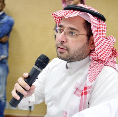 مستشار إعلامي وخبير في الصحافة والنشر