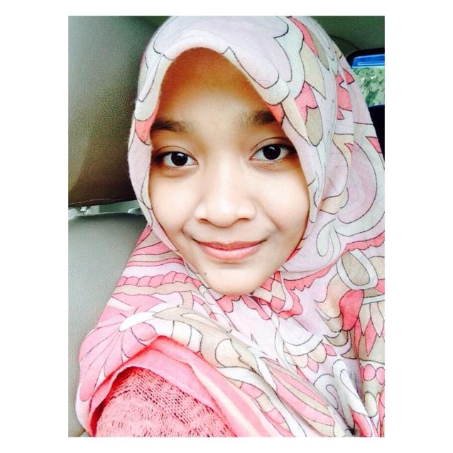 qurrotayunr_'s profile picture. Pelita Cita Indonesia. AFS/YES USA Returnee. Soon to be your favorite doctor, pspd '14 :)