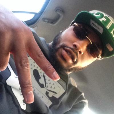 D5_Hymes's profile picture. *GODS FIRST*#RunningBack in the #MVFC-YSU-#FREEMyDAD #RIPShanniqueComer* Living a BOSS life 5⃣♦♠♥♦㊗™