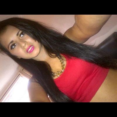 Shaneece ,17 nearly 18,Back on Twitter | old account @shan_fxckxo cant remeber my password its been that long. Follow me I follow back. @justinbieber is life xx