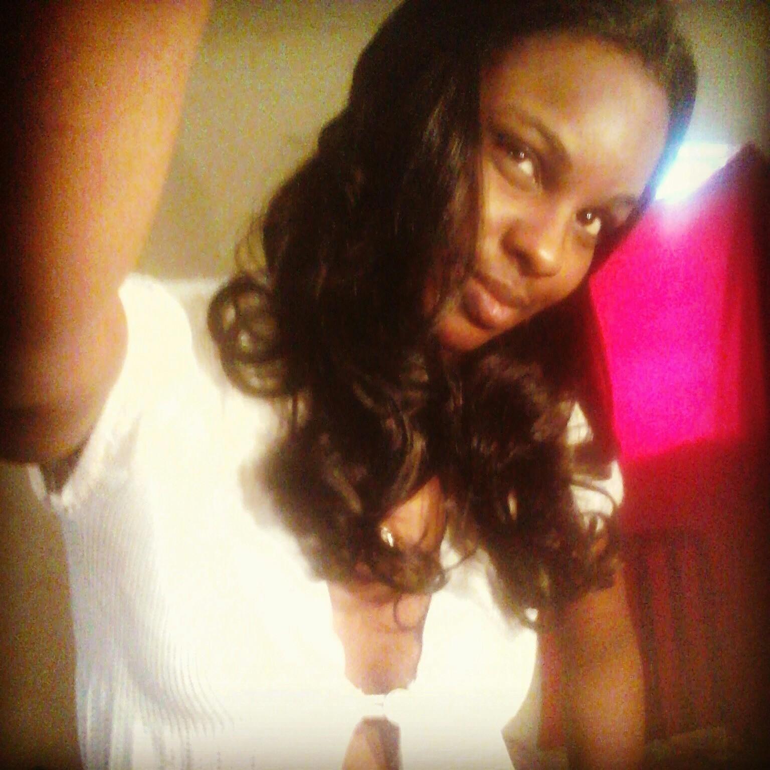 I'm making money online come make money with me. click on my website below.