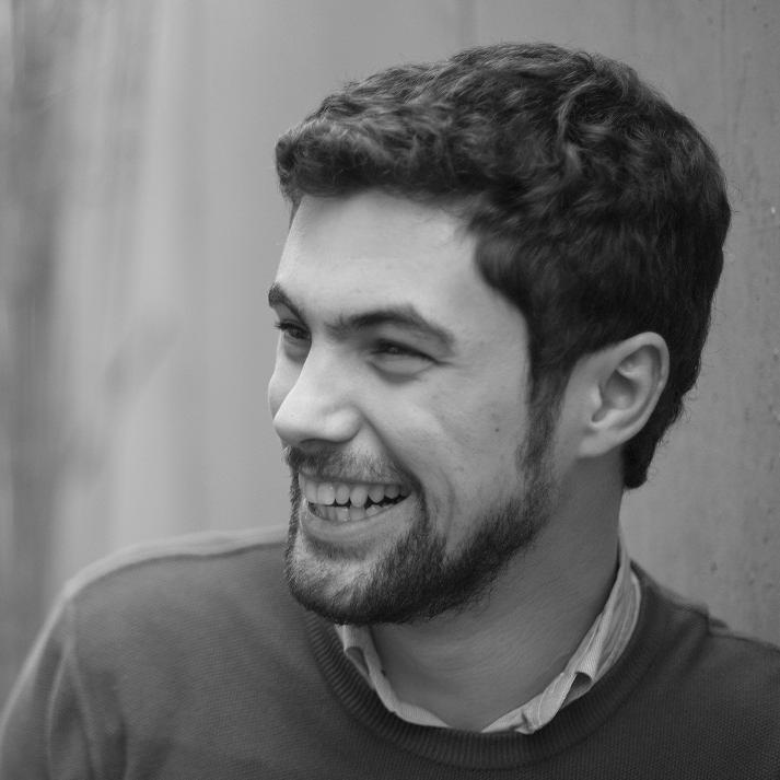 Politólogo @pablodeolavide, MSc. International Public Management and Policy
 @erasmusuni, profesor de Relaciones Internacionales en @CampusEUSA