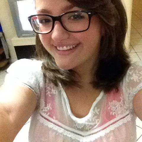 Tenho a boca torta pq fui atropelada por um unicórnio! Flws