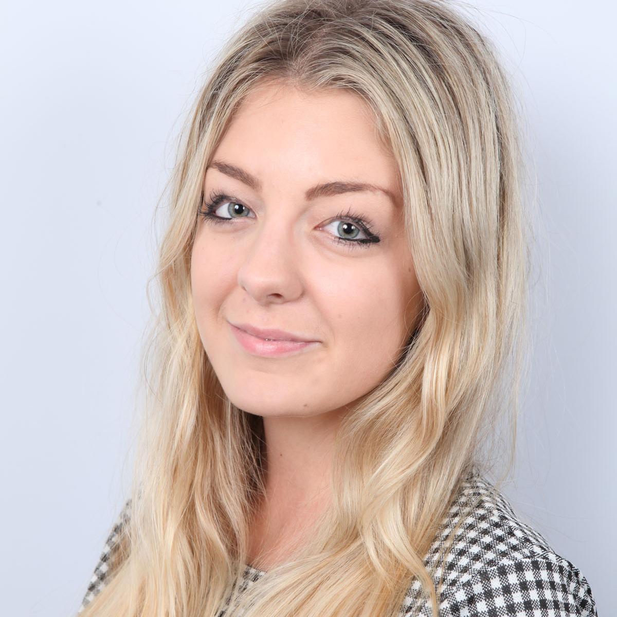 Social Media and Digital Marketing Apprentice for @bizgrowthhub