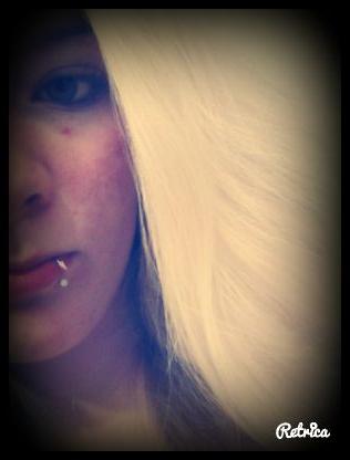 single and free 
looking for someone who will love me for me and not abuse me3