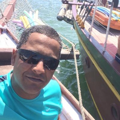 na minha vida quem comanda somente DEUS o meu salvador