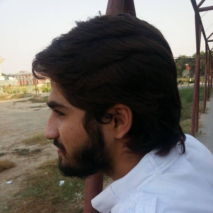 ZanjbeelRazzaq's profile picture. 