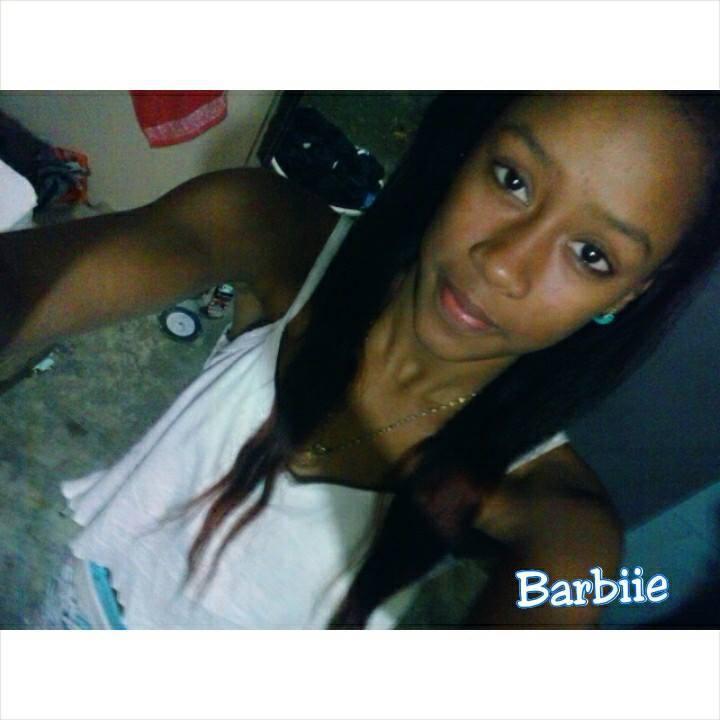 ~Un Saludo Ah Las Que Me Odiian, Triste Qk No Me Dan Batalla..!! Preocuparse Es Estupiido Es Como Andar Con Paraguas Esperando Qk Lluevaa.. ☺♥ Let It Go..!! ♥